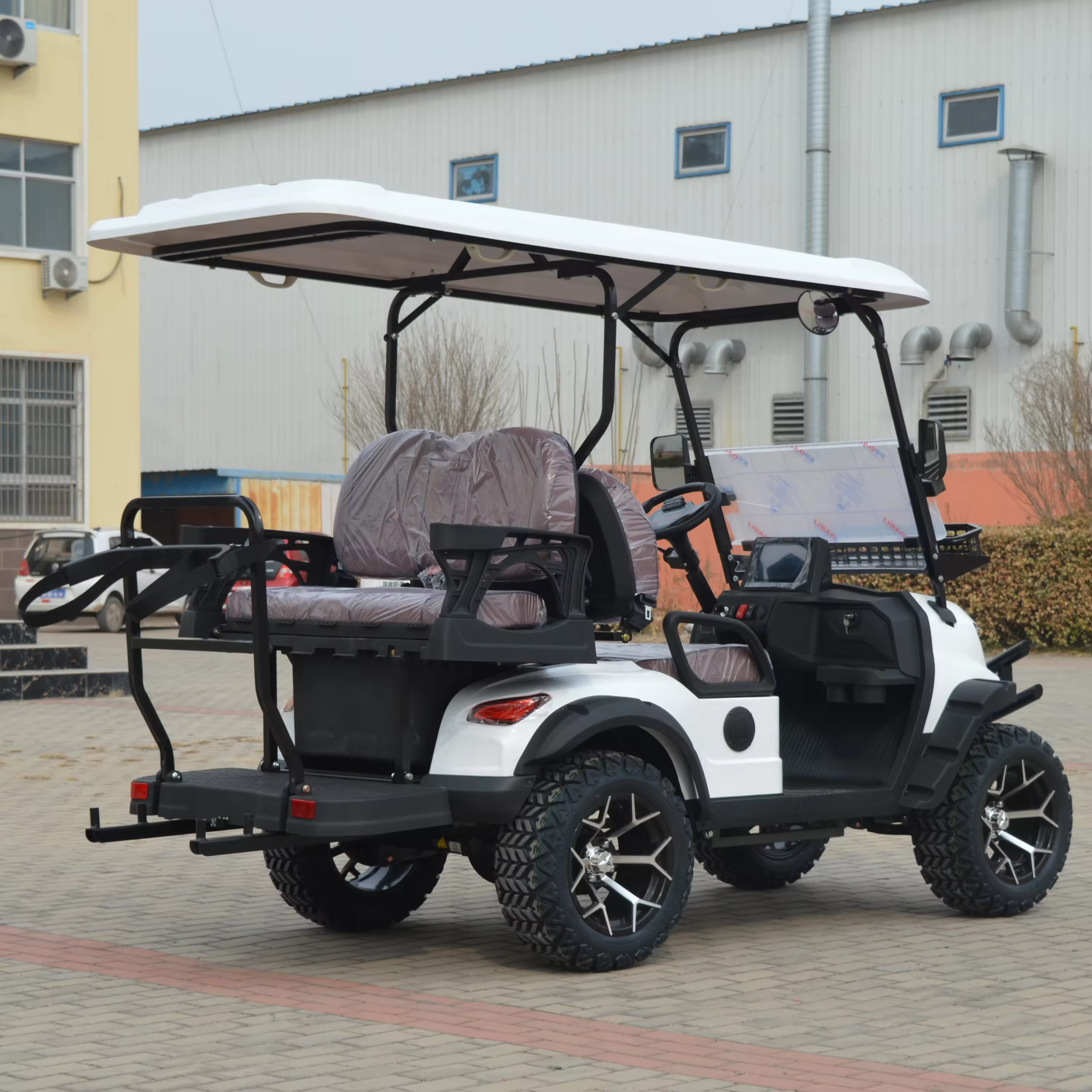 UCB-12 4 Passenger Utility for Warehouse Areas Logistics Parks and Facility Transportation Golf Cart 2