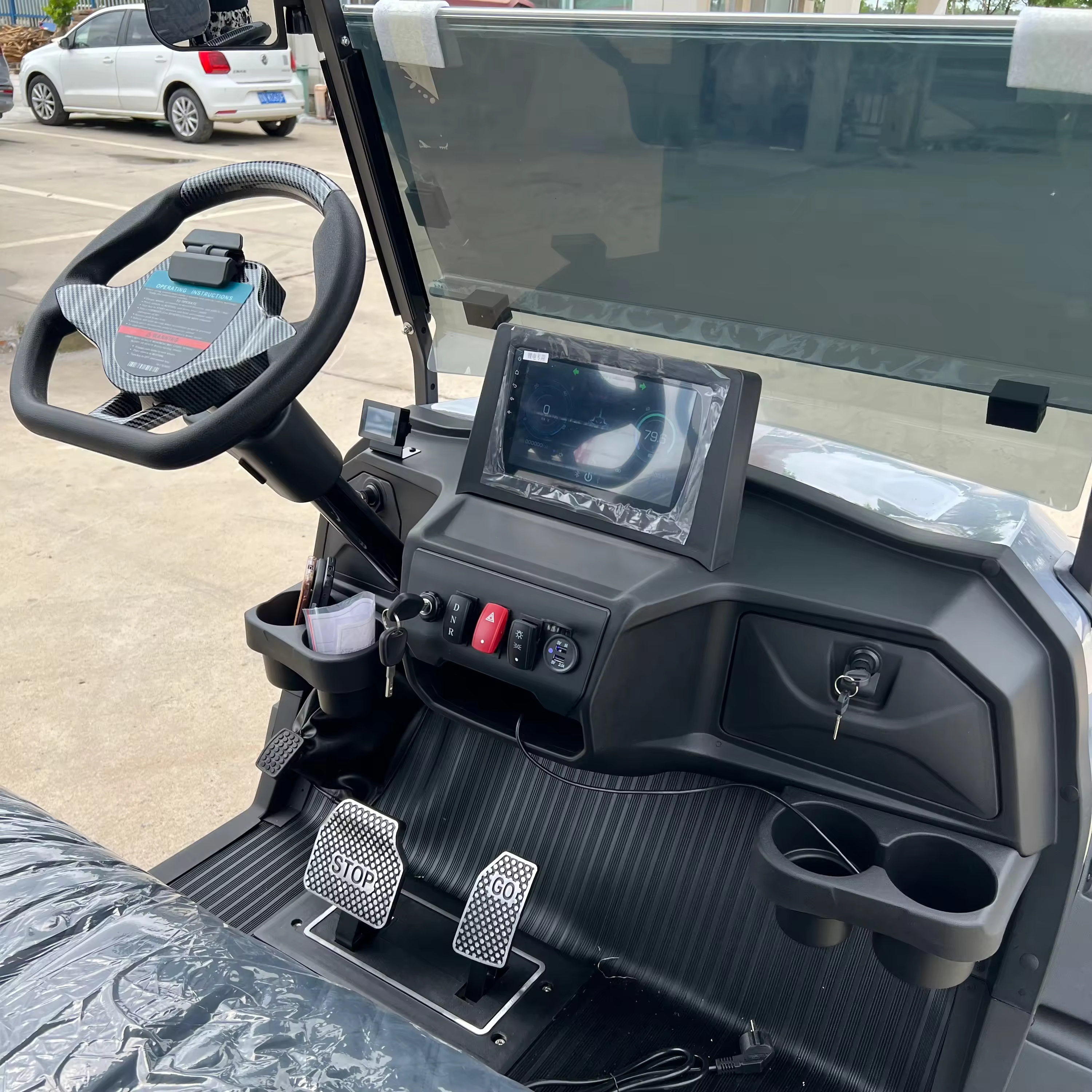 UCB-12 4 Passenger Utility for Warehouse Areas Logistics Parks and Facility Transportation Golf Cart 3