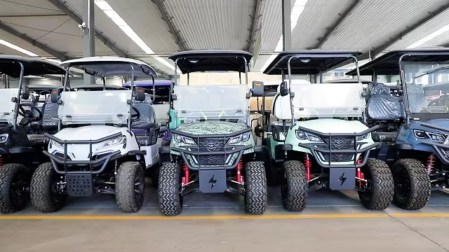 UCSUNLY OEM/ODM UC30-B-4D 4-seater CE-certified 4KW 72V 120Ah Lithium Battery-powered Off-road High-power Red Golf Cart