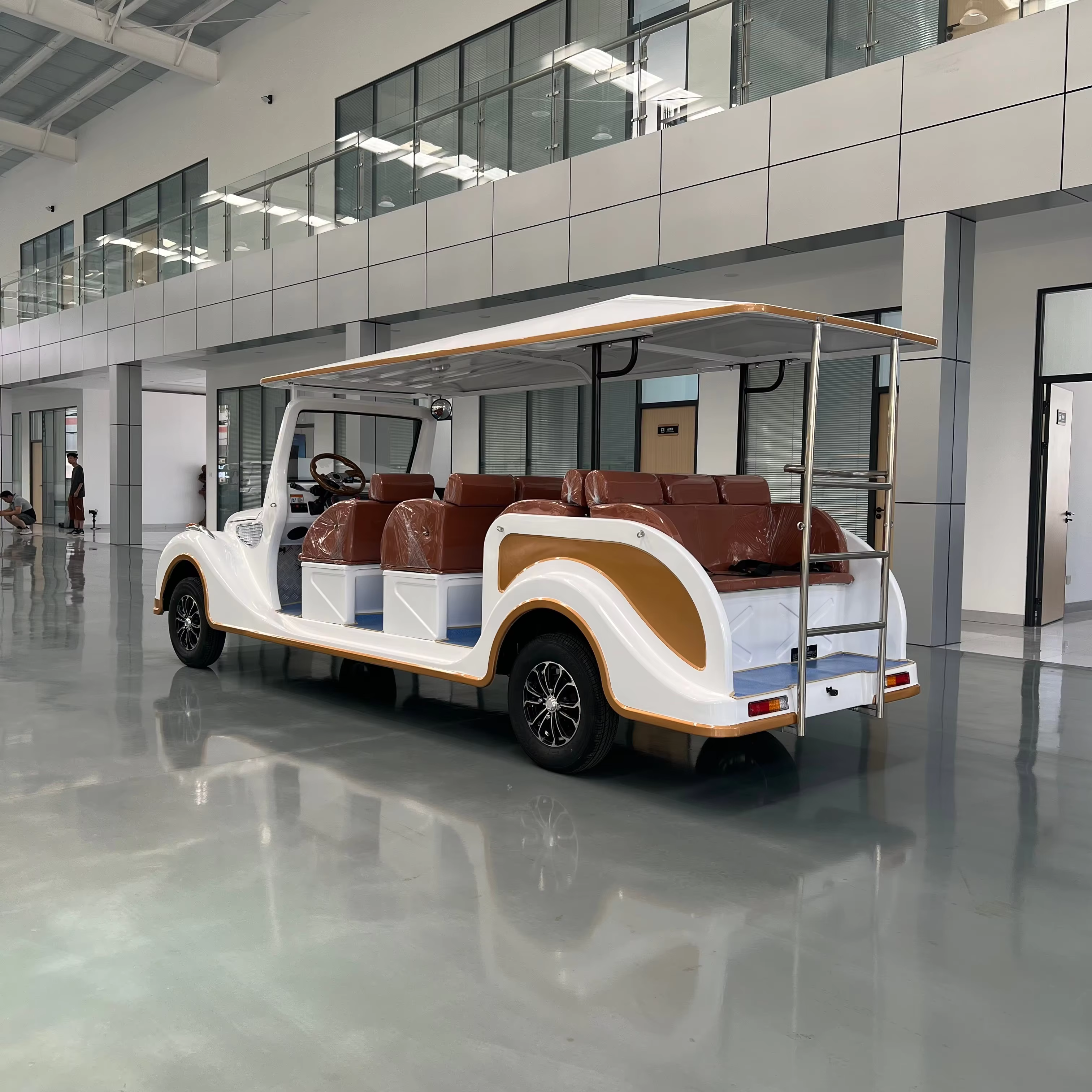UC-VSB-17 Four Rows for Scenic Tours Resort Guest Shuttle and Tourist Attraction Transport Classic Sightseeing Car