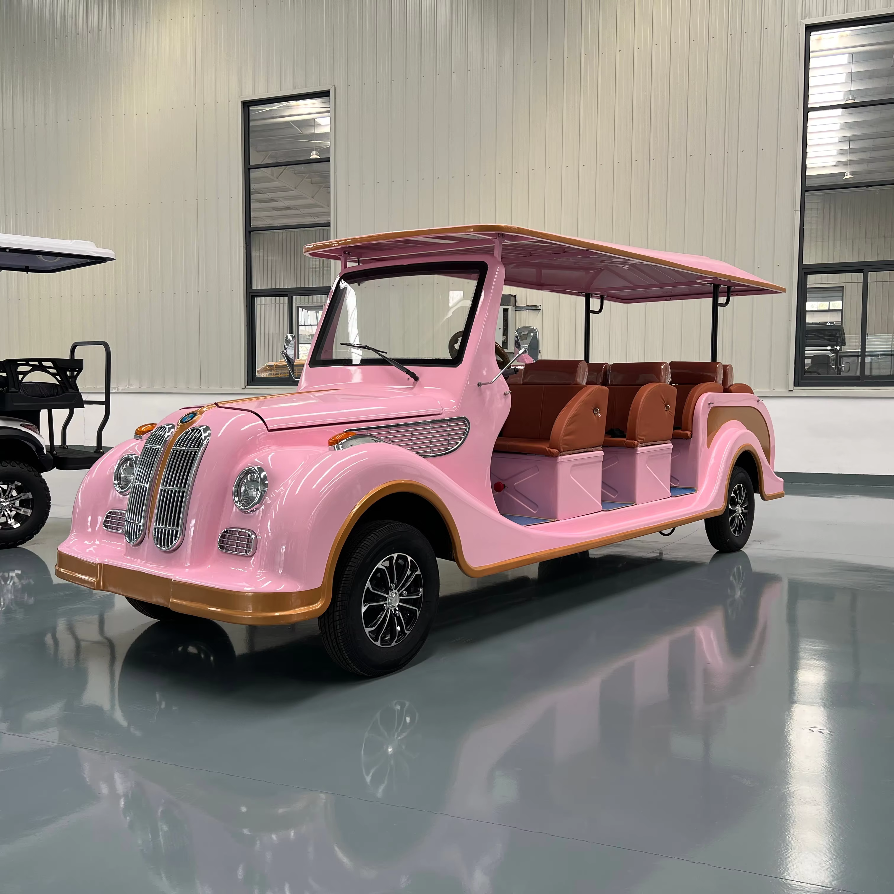 UC-VSB-17 Four Rows for Scenic Tours Resort Guest Shuttle and Tourist Attraction Transport Classic Sightseeing Car
