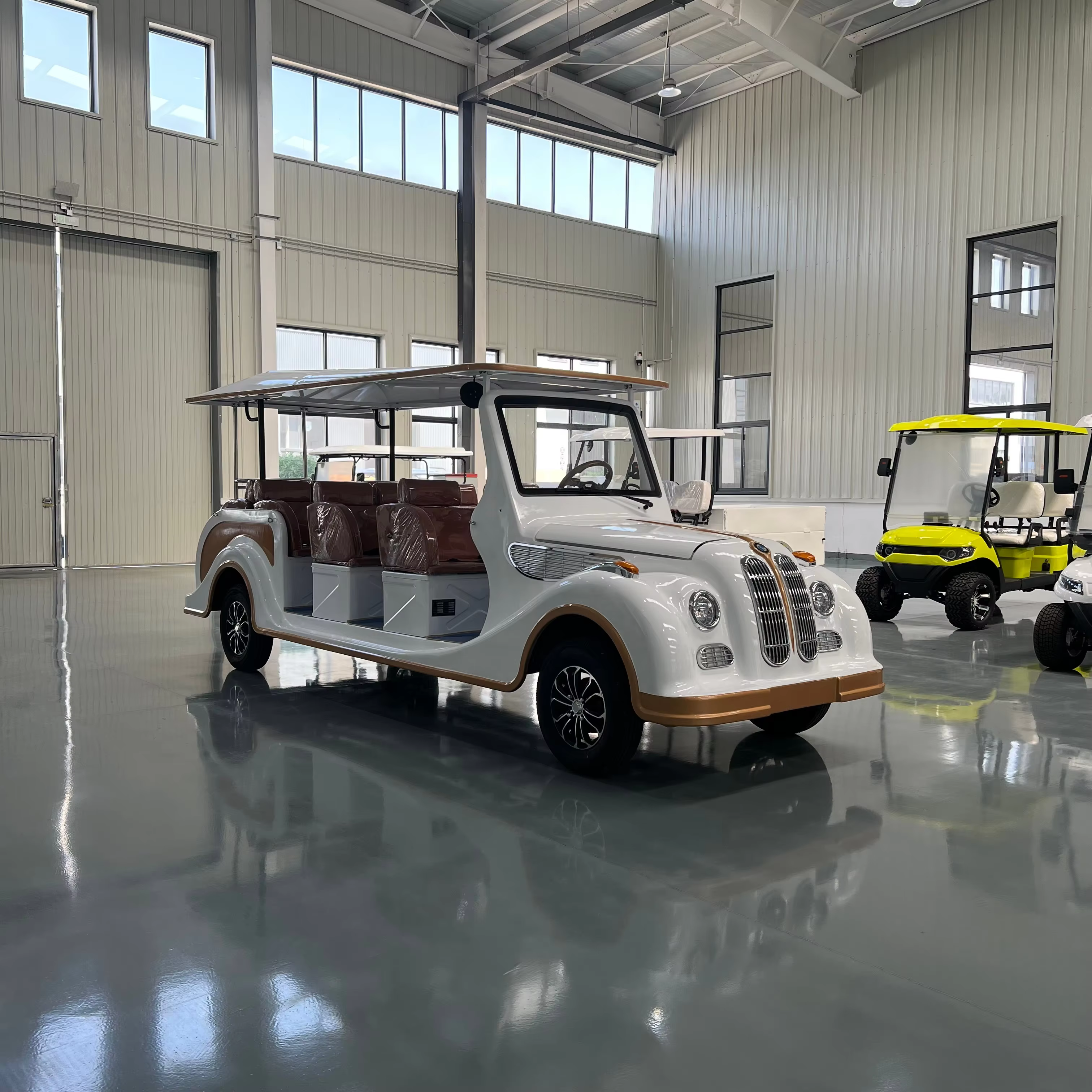 UC-VSB-17 Four Rows for Scenic Tours Resort Guest Shuttle and Tourist Attraction Transport Classic Sightseeing Car